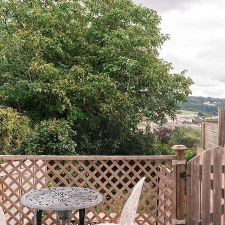 Garden Flat With Bath Skyline Views & Private Patio Διαμέρισμα Εξωτερικό φωτογραφία