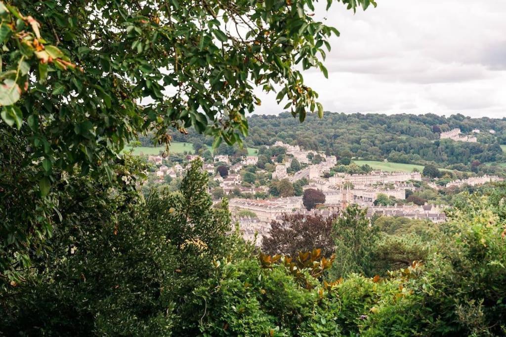 Garden Flat With Bath Skyline Views & Private Patio Διαμέρισμα Εξωτερικό φωτογραφία